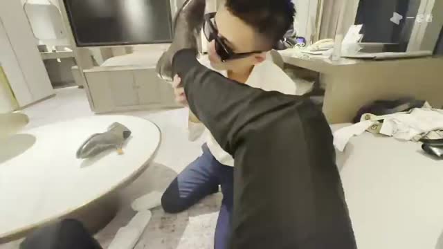 宋泽-正装骚0坐奸大屌 国产免费-第1张