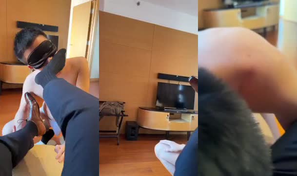 宋泽-黑袜臭脚正装爸爸干骚逼 国产免费-第1张